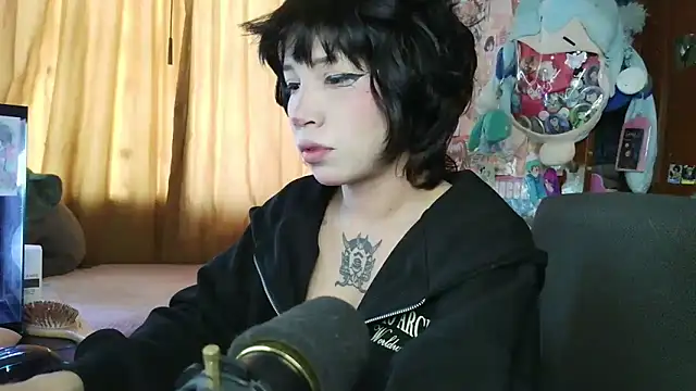 Terraelowen online show from 04-22-26, 04:52