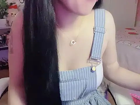 keelinnn19 online show from 10-21-25, 06:52