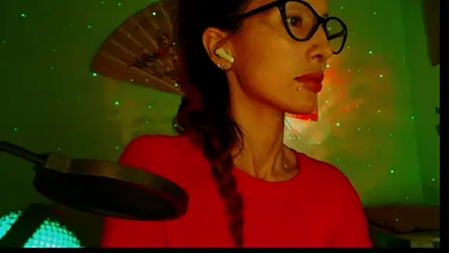 KiotoShine online show from 10-31-25, 07:59