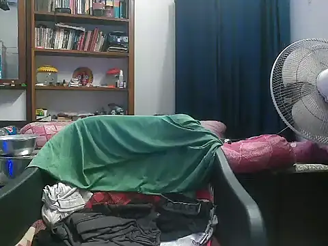 Onami 6996 online show from 10-13-25, 03:45