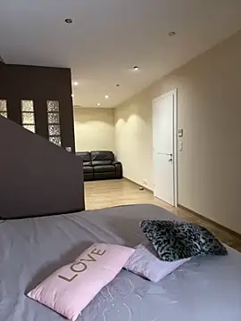 spycyfanny online show from 10-31-25, 04:19