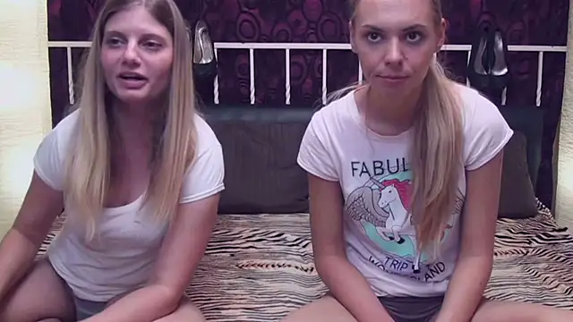 Snapshot of BlondeWitches chatting on 11-27-25, 12:02 BlondeWitches online show from 11-27-25, 12:02