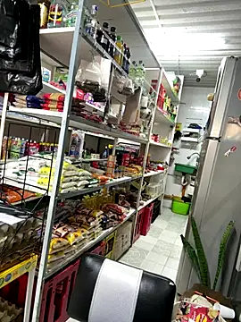 Snapshot of kymberly-reyes11 chatting on 10-06-25, 04:37 kymberly-reyes11 online show from 10-06-25, 04:37