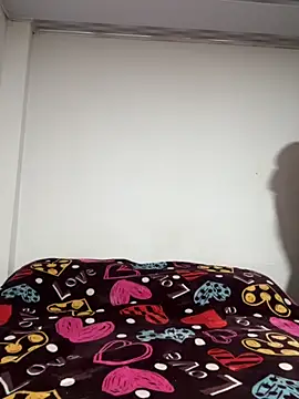 Snapshot of kymberly-reyes11 chatting on 10-16-25, 12:17 kymberly-reyes11 online show from 10-16-25, 12:17