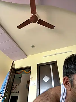 Snapshot of TELUGU-HYDDICK4u chatting on 11-20-25, 09:31 TELUGU-HYDDICK4u online show from 11-20-25, 09:31