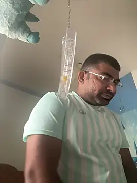 Snapshot of TELUGU-HYDDICK4u chatting on 02-05-26, 07:13 TELUGU-HYDDICK4u online show from 02-05-26, 07:13