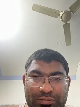 Snapshot of TELUGU-HYDDICK4u chatting on 03-05-26, 05:42 TELUGU-HYDDICK4u online show from 03-05-26, 05:42