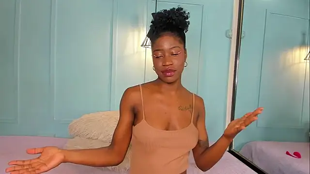 MichellePose online show from 11-13-25, 12:37