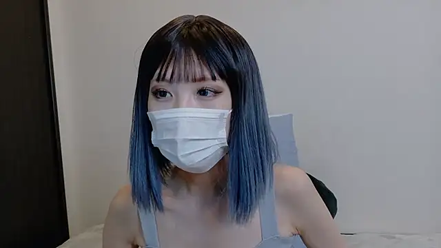 sarina at online show from 04-27-26, 04:32