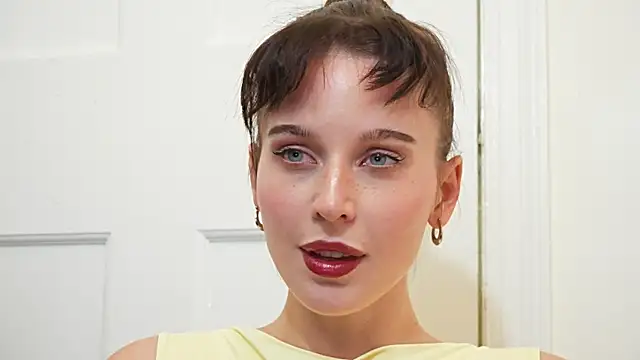 ellaa91 online show from 11-03-25, 07:48