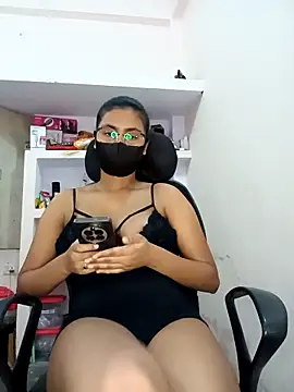 Snapshot of hotmanshi chatting on 10-16-25, 12:39 hotmanshi online show from 10-16-25, 12:39