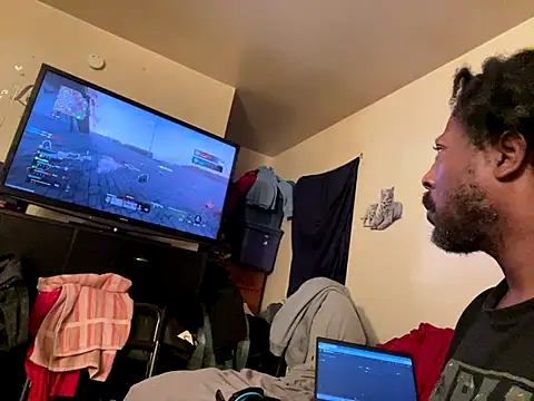 viceutk1 online show from 09-28-25, 03:45