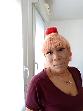 iamlalamilano online show from 04-25-26, 11:46