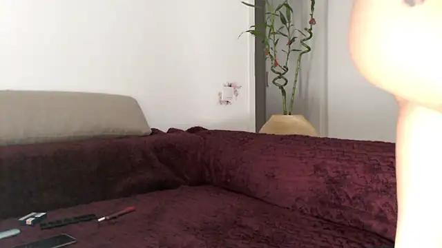 ssandraxo online show from 10-15-25, 08:20