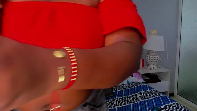 TANISHA HILL online show from 10-07-25, 07:33