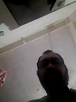 Snapshot of Hot-boy077 chatting on 09-21-25, 02:57 Hot-boy077 online show from 09-21-25, 02:57