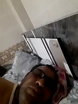 Snapshot of Hot-boy077 chatting on 10-09-25, 05:22 Hot-boy077 online show from 10-09-25, 05:22