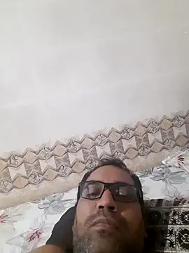 Snapshot of Hot-boy077 chatting on 10-18-25, 07:09 Hot-boy077 online show from 10-18-25, 07:09