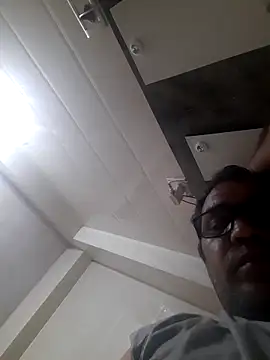 Snapshot of Hot-boy077 chatting on 11-01-25, 09:17 Hot-boy077 online show from 11-01-25, 09:17