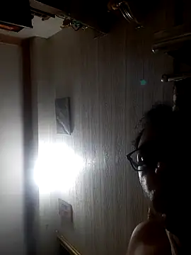 Snapshot of Hot-boy077 chatting on 12-01-25, 09:36 Hot-boy077 online show from 12-01-25, 09:36