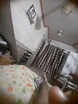 Hot-boy077 online show from 04-18-26, 07:58