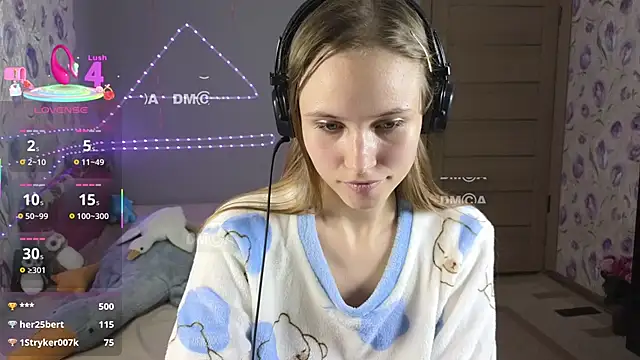 Armurra15 online show from 09-17-25, 05:47