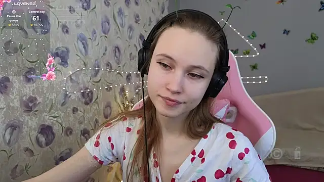 Armurra15 online show from 04-25-26, 07:22