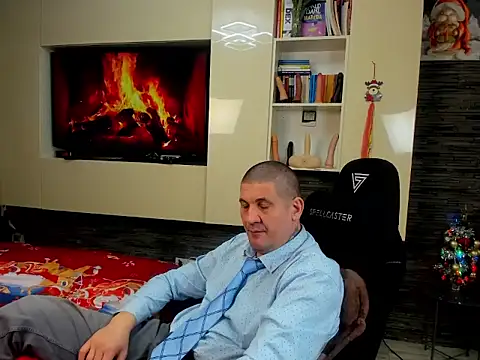 SpartacusDaddy48 online show from 01-08-26, 11:07