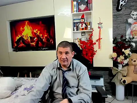 SpartacusDaddy48 online show from 03-06-26, 07:32