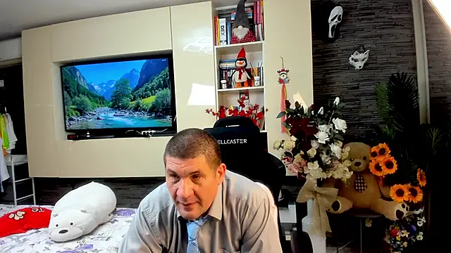Snapshot of SpartacusDaddy48 chatting on 05-14-26, 03:41 SpartacusDaddy48 online show from 05-14-26, 03:41