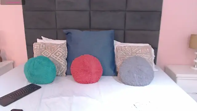 Abby-campbel online show from 11-19-25, 08:53