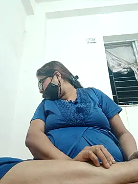 Elie couple143 online show from 11-11-25, 06:41