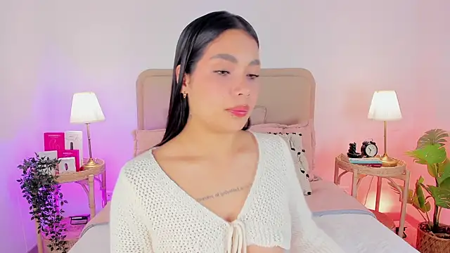 Cutie Riley online show from 09-18-25, 04:09