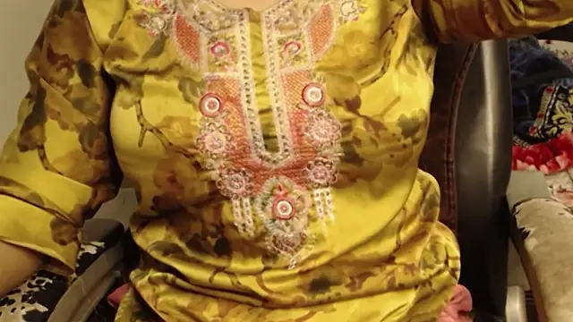 campornlive71 online show from 02-11-26, 03:28