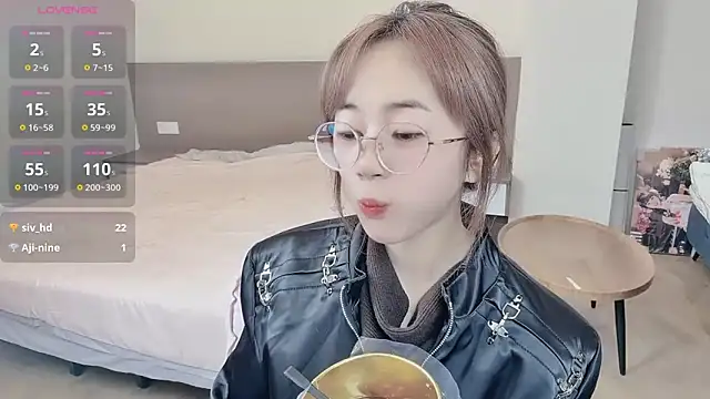 nini a online show from 11-20-25, 10:26