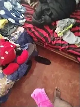 Snapshot of Creampieguy69Mru chatting on 11-19-25, 11:32 Creampieguy69Mru online show from 11-19-25, 11:32