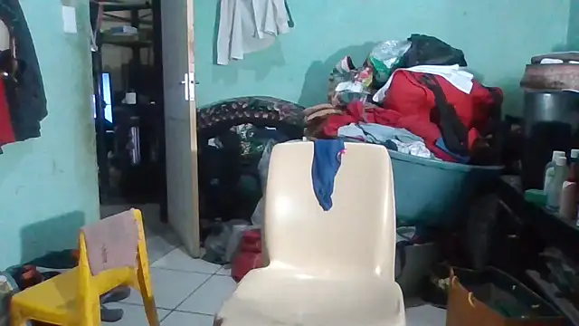 Nicky52 online show from 10-27-25, 04:22