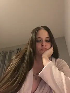 Snapshot of LollyLove_ chatting on 02-14-26, 07:10 LollyLove online show from 02-14-26, 07:10