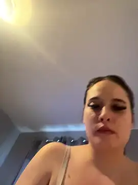 Snapshot of LollyLove_ chatting on 02-15-26, 11:19 LollyLove online show from 02-15-26, 11:19