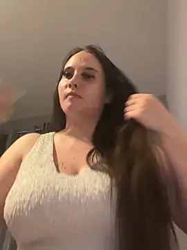 Snapshot of LollyLove_ chatting on 02-20-26, 08:09 LollyLove online show from 02-20-26, 08:09