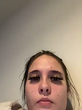 Snapshot of LollyLove_ chatting on 02-22-26, 07:01 LollyLove online show from 02-22-26, 07:01