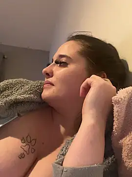 Snapshot of LollyLove_ chatting on 03-01-26, 08:11 LollyLove online show from 03-01-26, 08:11