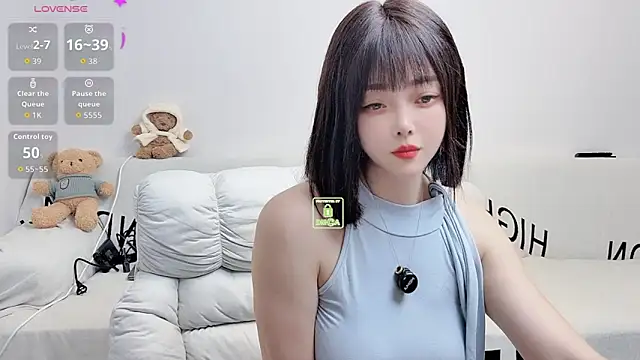 uikyy1 online show from 09-26-25, 03:49