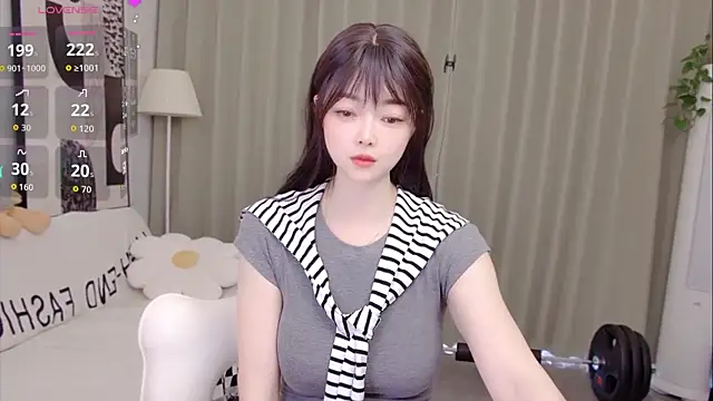 uikyy1 online show from 04-13-26, 05:13