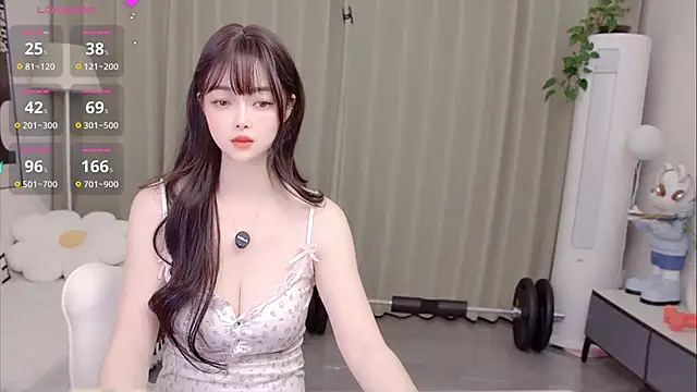 uikyy1 online show from 04-28-26, 02:55