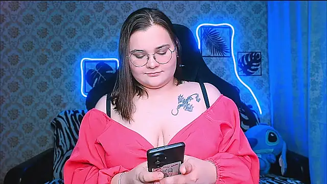 InLoveWithLife26 online show from 10-17-25, 07:05