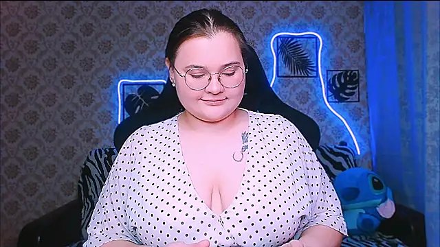 InLoveWithLife26 online show from 11-07-25, 10:04