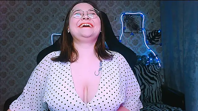 InLoveWithLife26 online show from 12-21-25, 07:54