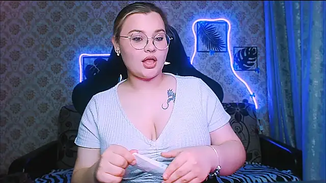 InLoveWithLife26 online show from 05-31-26, 06:09