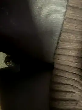 HiddenHoneyLDN online show from 11-28-25, 10:18